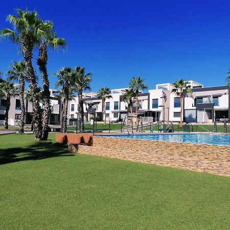 Bright Bungalow Oasis Beach La Zenia أوريويلا المظهر الخارجي الصورة